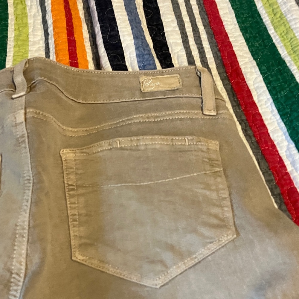 PAIGE Beige Patterned Denim - Picture 10 of 11